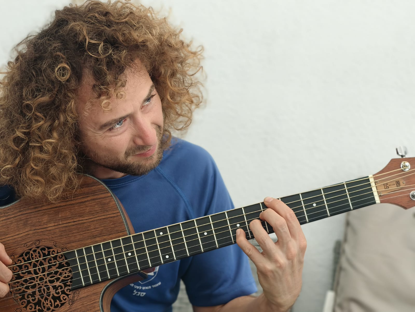 Tal Hason teaching piano